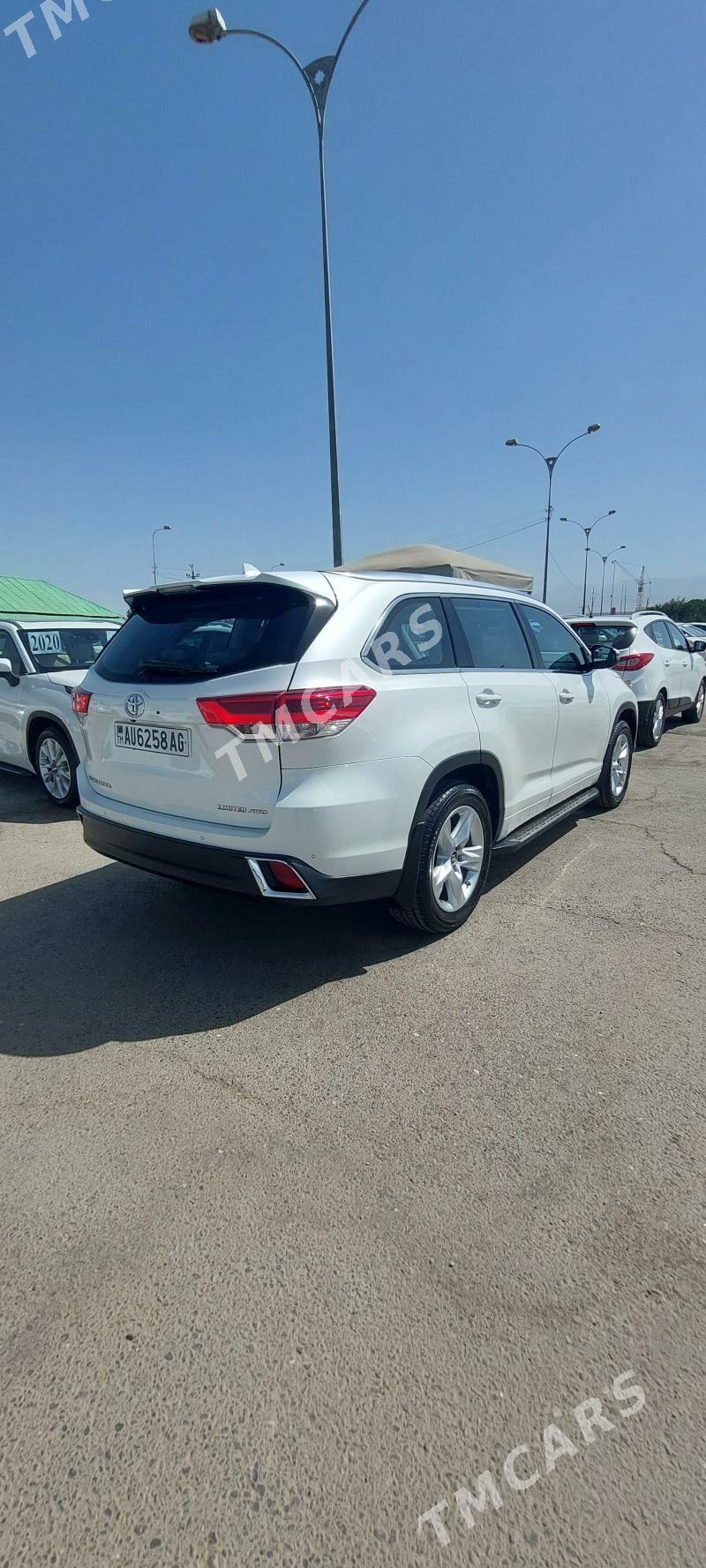 Toyota Highlander 2017 - 512 000 TMT - Aşgabat - img 6