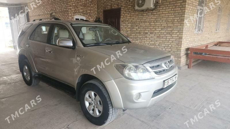 Toyota Fortuner 2008 - 225 000 TMT - Murgap - img 2