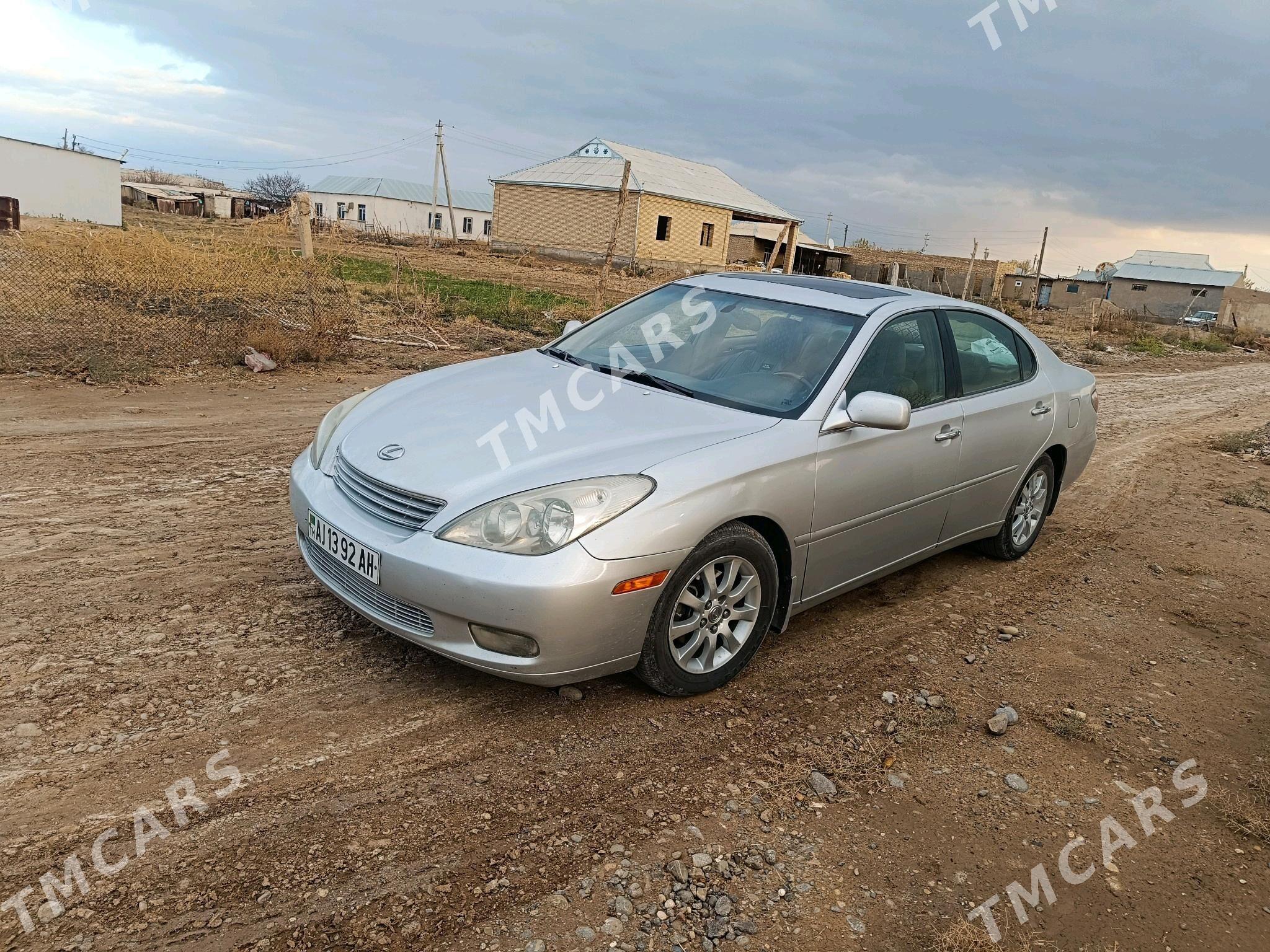 Lexus ES 300 2002 - 140 000 TMT - Теджен - img 3