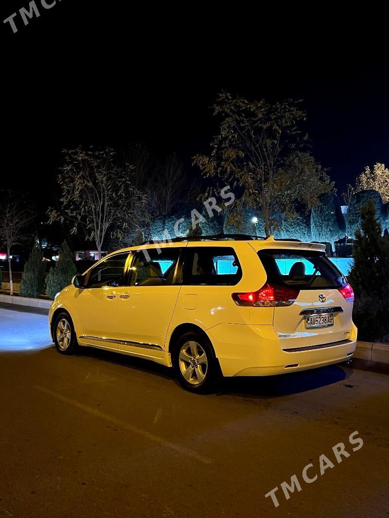 Toyota Sienna 2011 - 265 000 TMT - Ашхабад - img 5