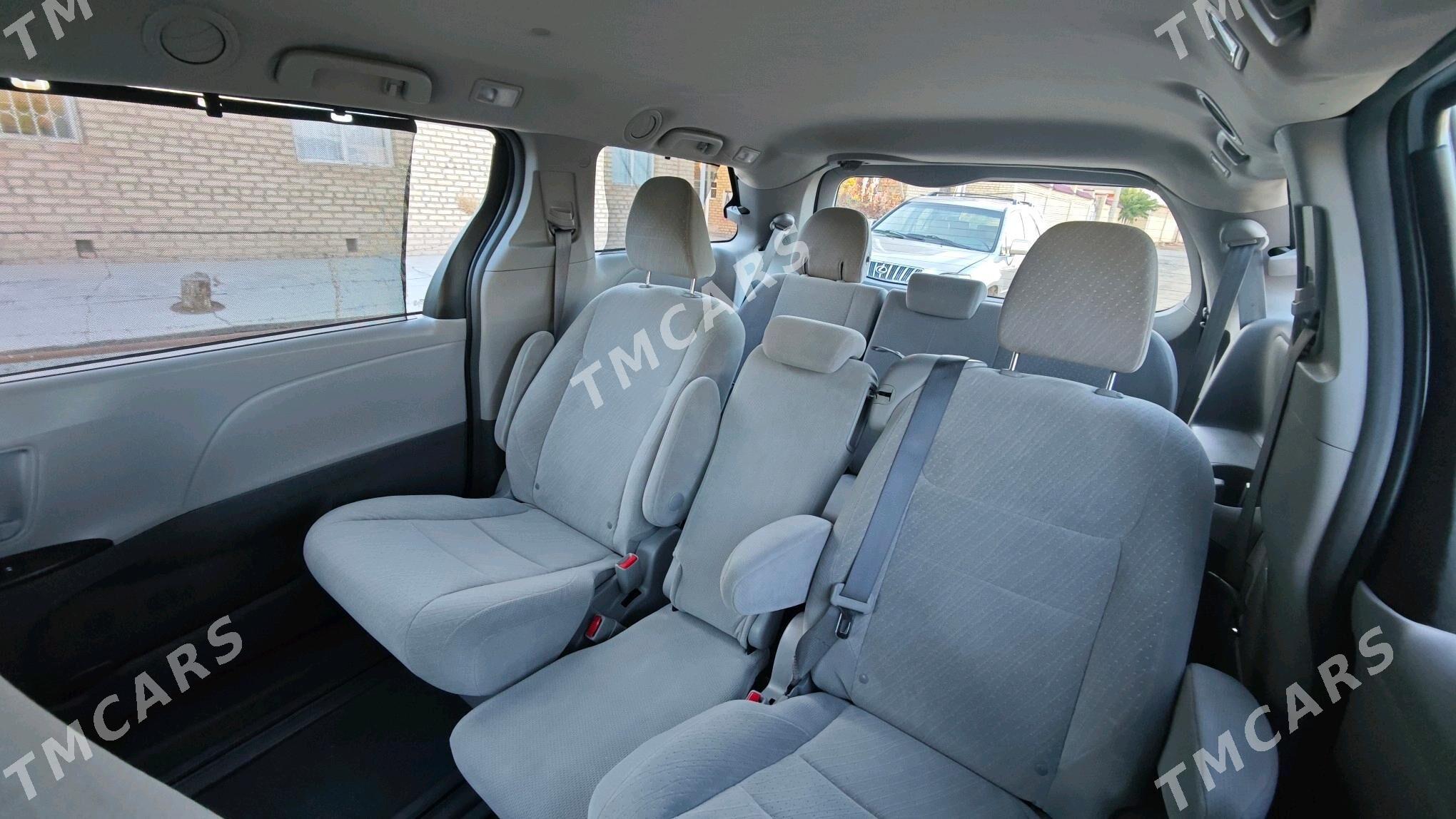 Toyota Sienna 2019 - 400 000 TMT - Mary - img 10