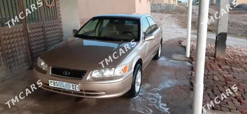 Toyota Camry 2000 - 125 000 TMT - Кёнеургенч - img 2