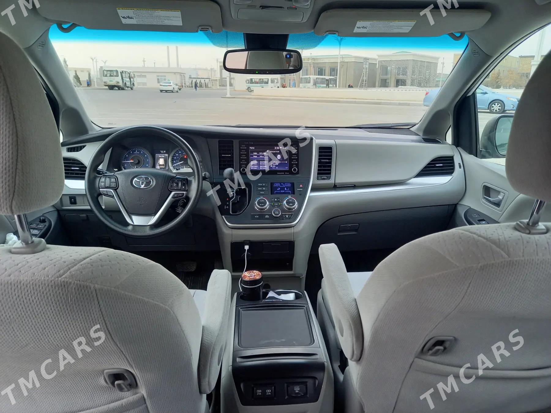 Toyota Sienna 2020 - 500 000 TMT - Daşoguz - img 6