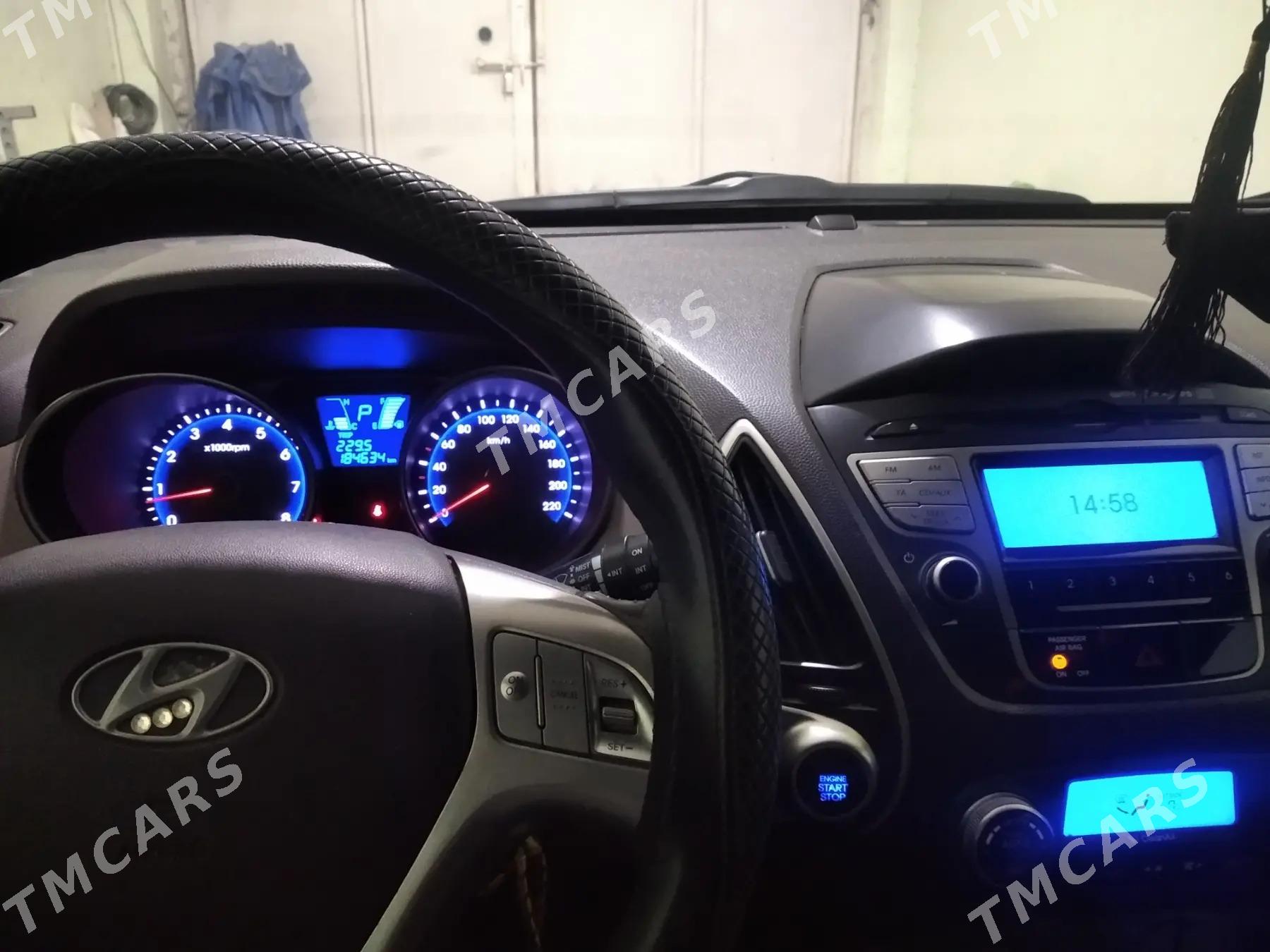 Hyundai Tucson 2010 - 170 000 TMT - Дашогуз - img 6