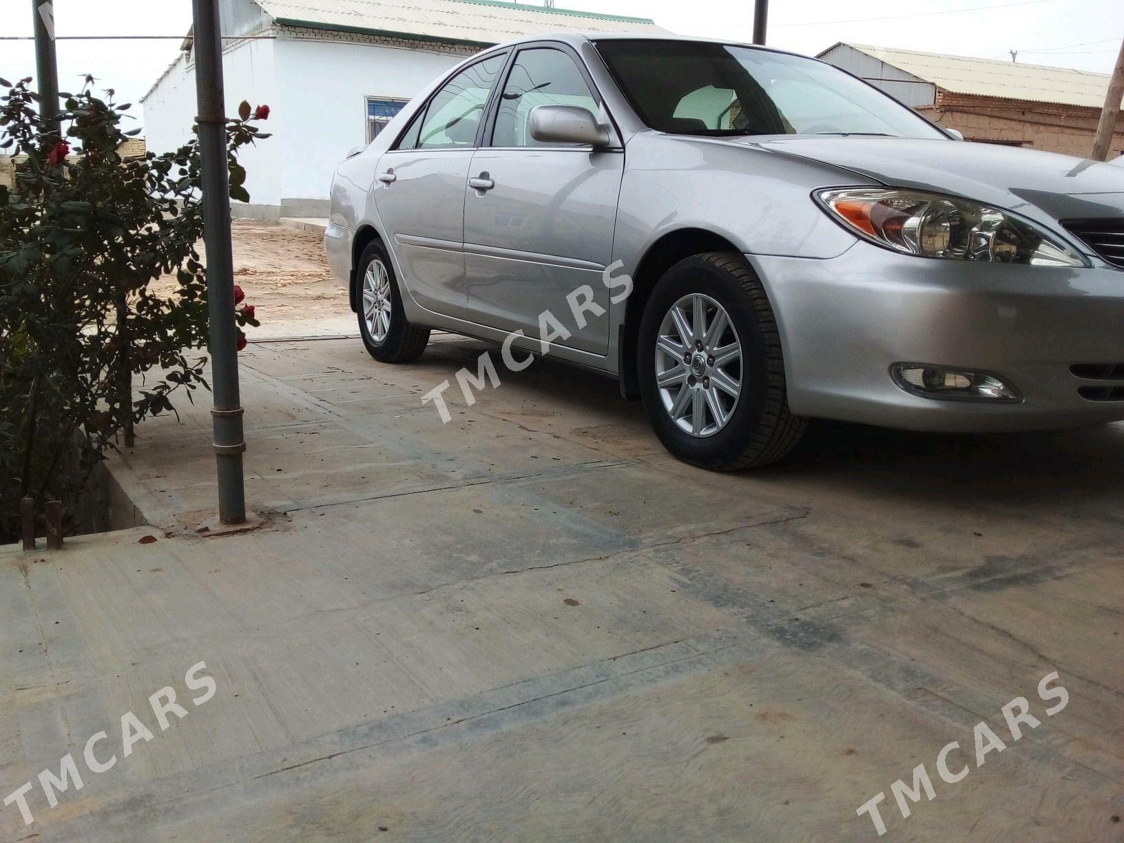 Toyota Camry 2004 - 145 000 TMT - Саят - img 5