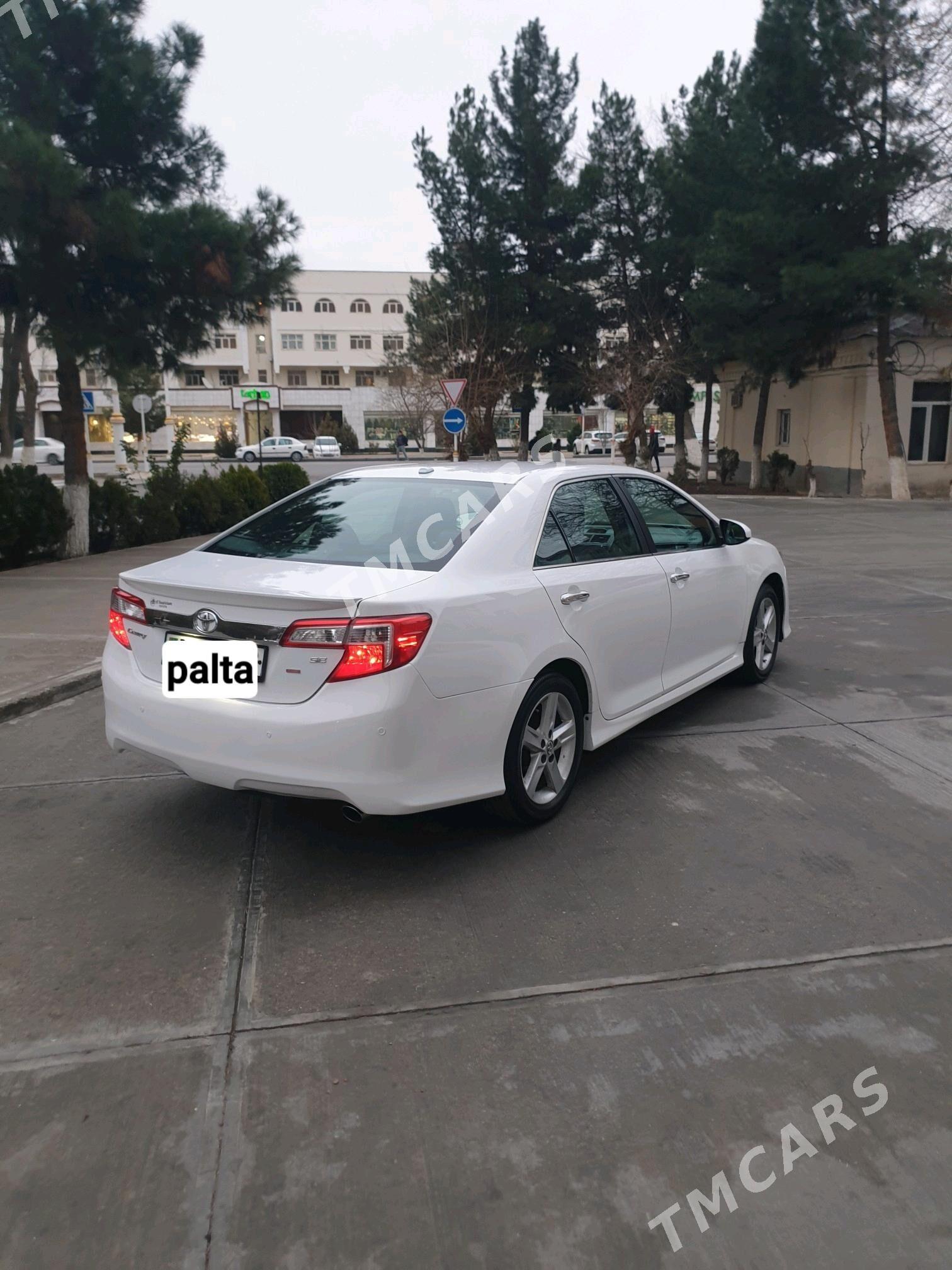 Toyota Camry 2014 - 230 000 TMT - Ашхабад - img 2