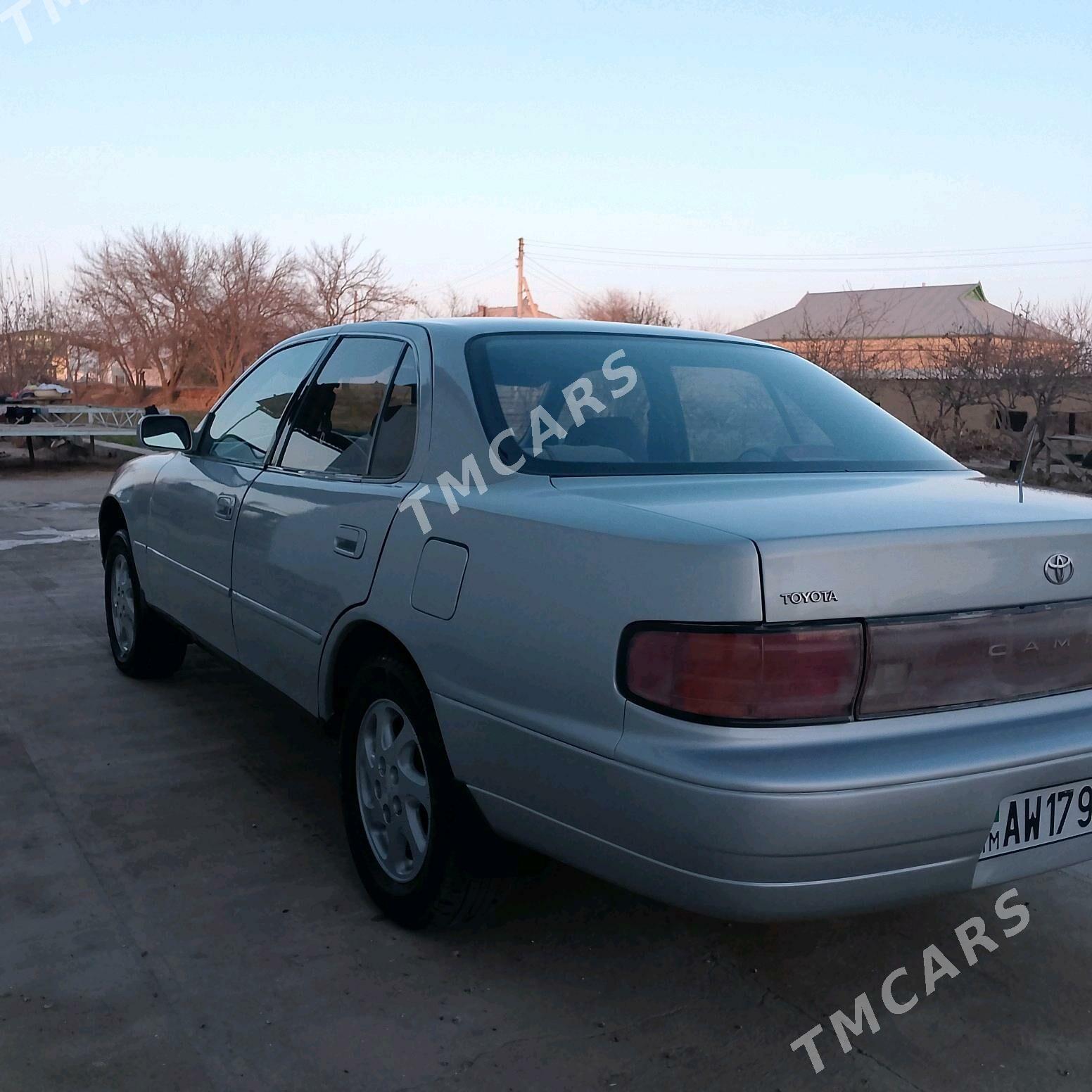 Toyota Camry 1993 - 90 000 TMT - Baýramaly - img 3