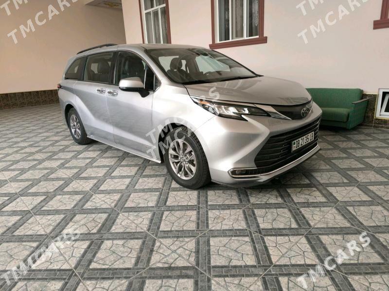 Toyota Sienna 2021 - 500 000 TMT - Туркменабат - img 3