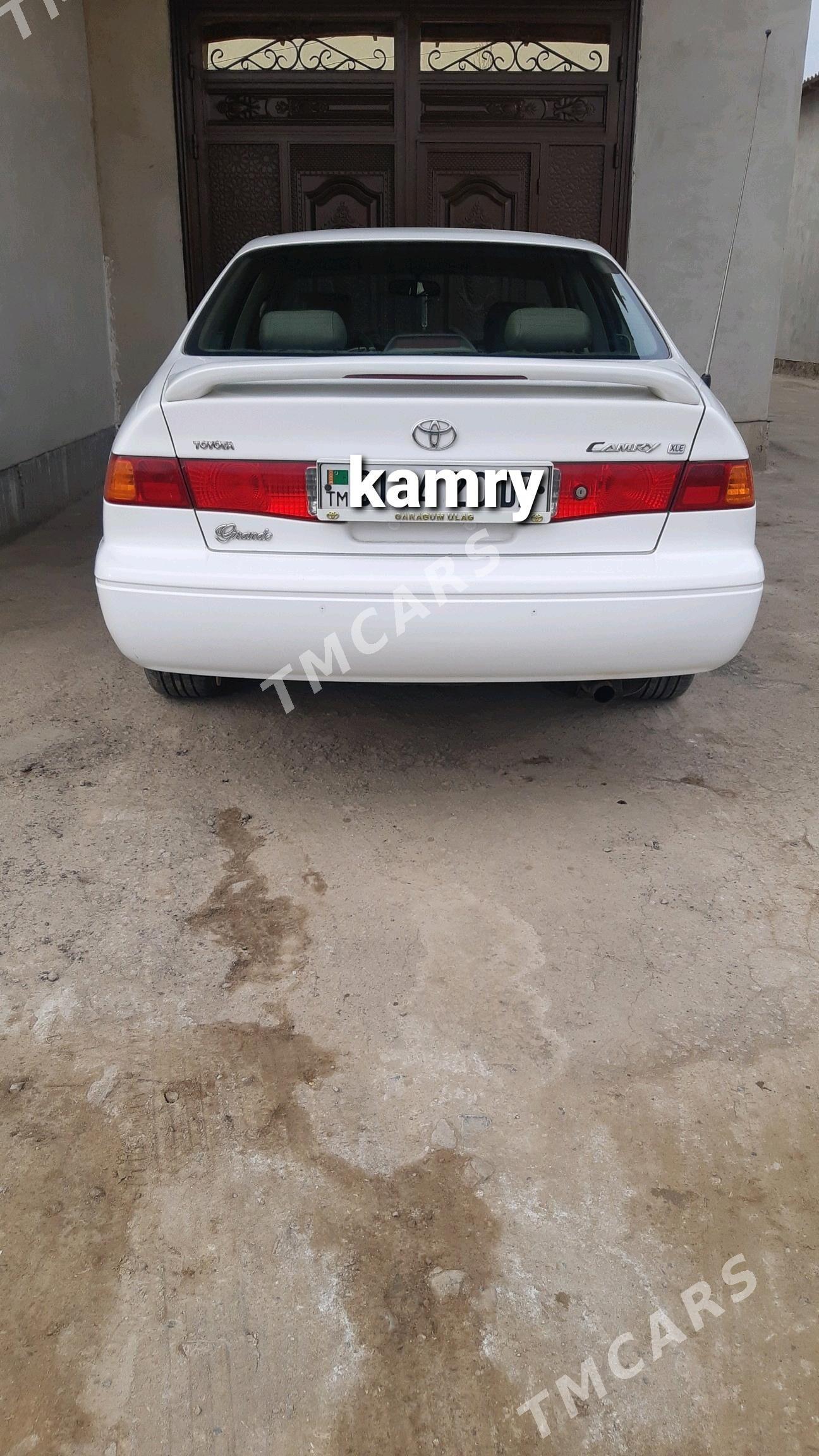 Toyota Camry 2000 - 135 000 TMT - Gubadag - img 2