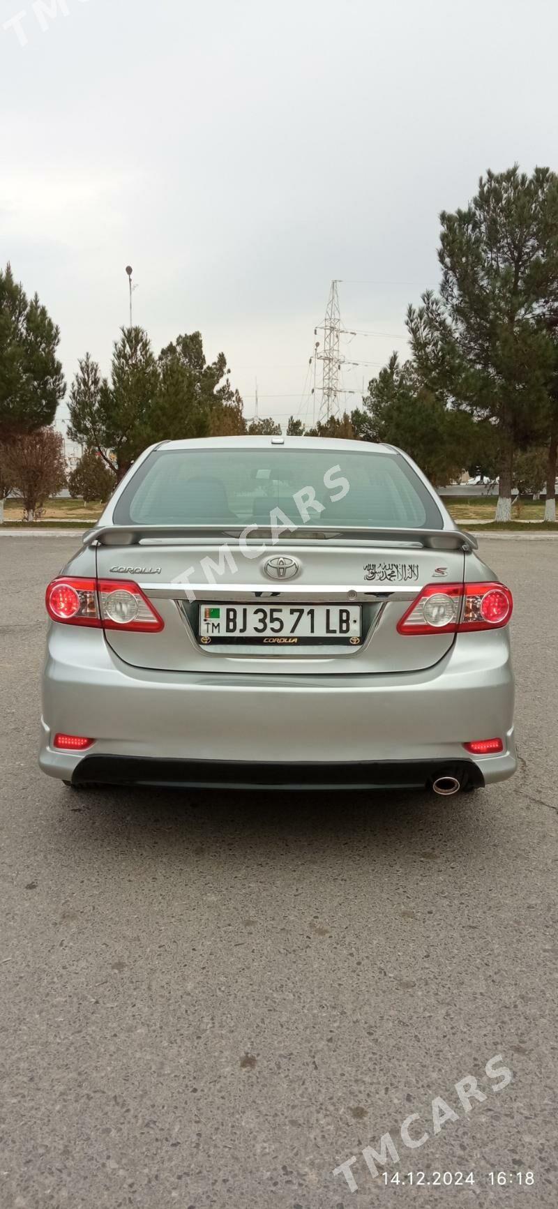 Toyota Corolla 2012 - 158 000 TMT - Туркменабат - img 3