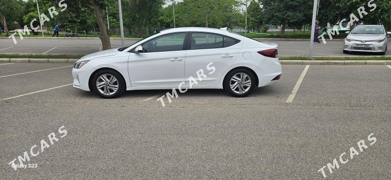 Hyundai Elantra 2019 - 220 000 TMT - Aşgabat - img 2