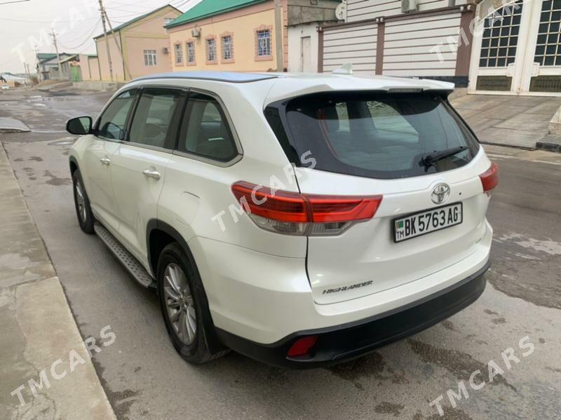 Toyota Highlander 2018 - 430 000 TMT - Ашхабад - img 5