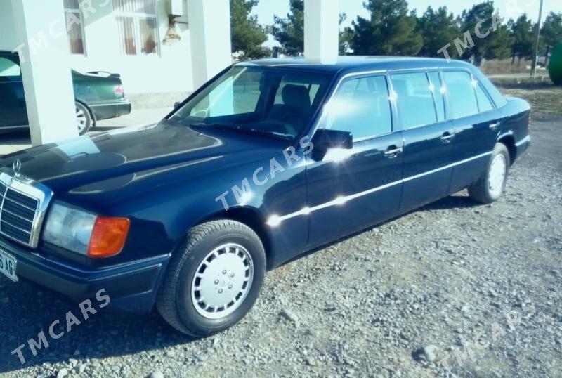 Mercedes-Benz E280 1993 - 200 000 TMT - Херрикгала - img 9
