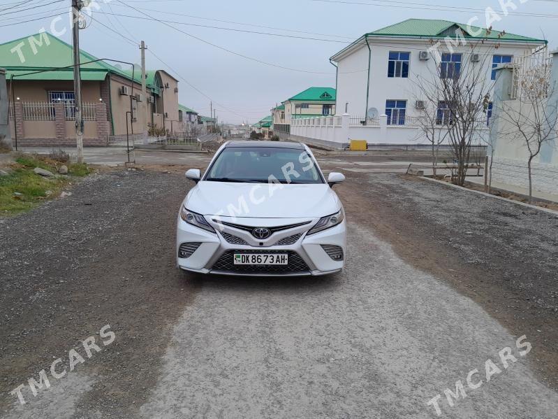 Toyota Camry 2018 - 350 000 TMT - Aşgabat - img 2