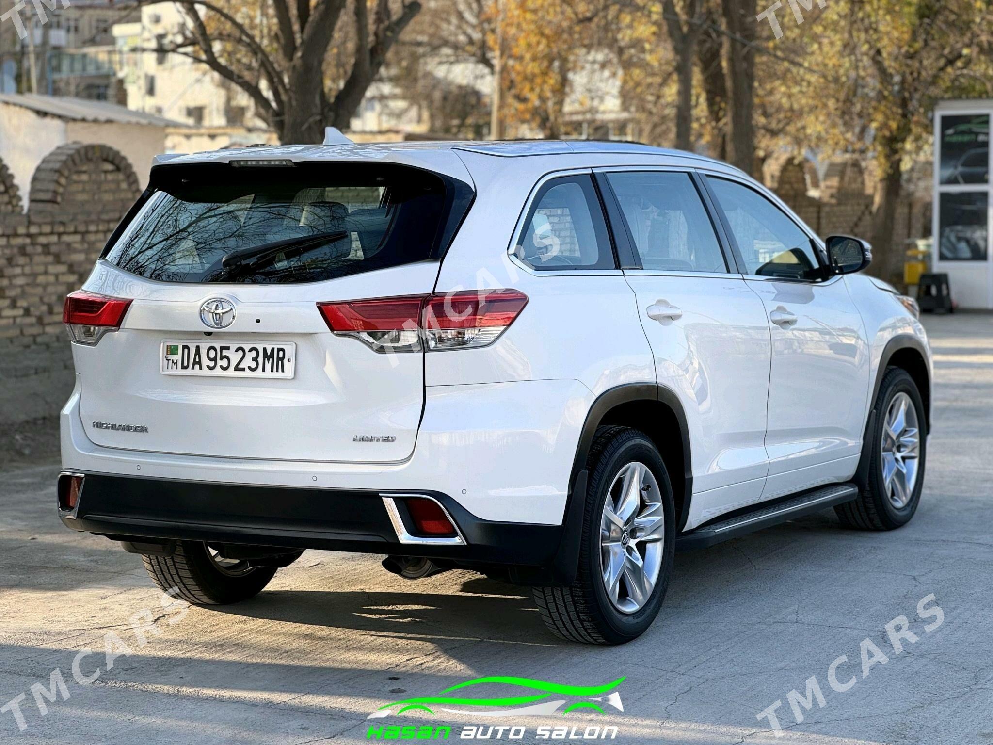 Toyota Highlander 2018 - 440 000 TMT - Мары - img 5