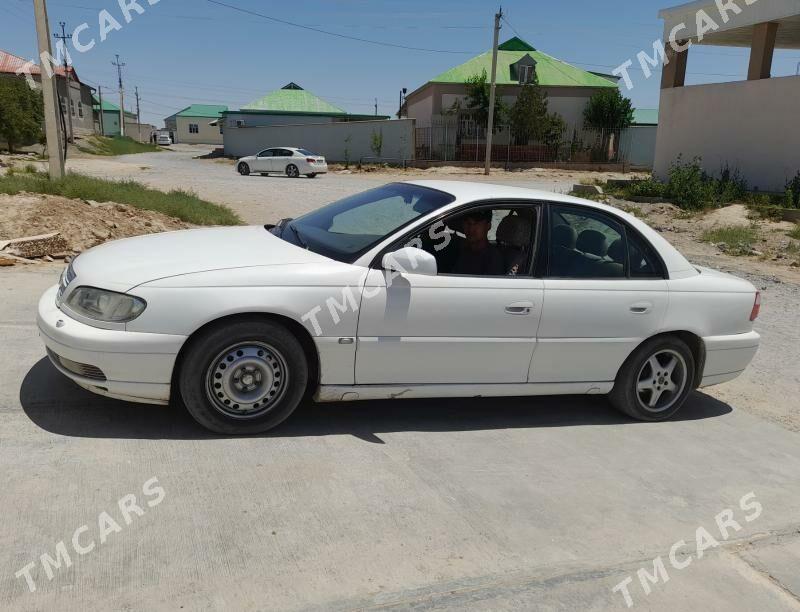 Opel Omega 2002 - 45 000 TMT - Чоганлы - img 4