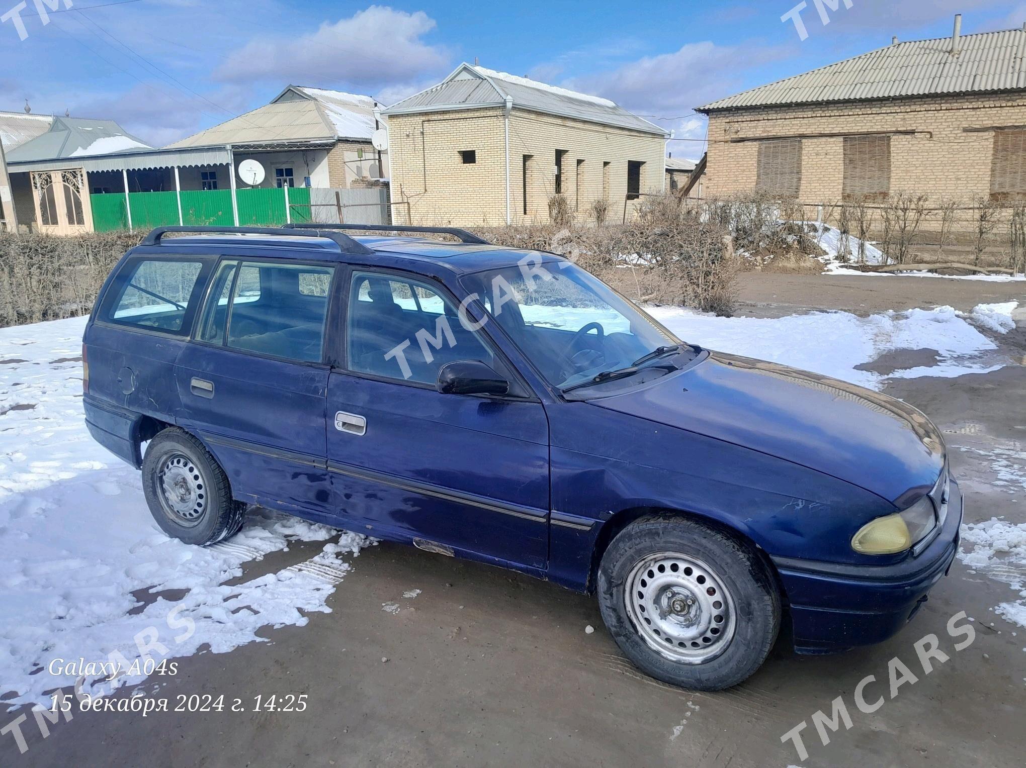 Opel Astra 1992 - 21 000 TMT - Мары - img 2