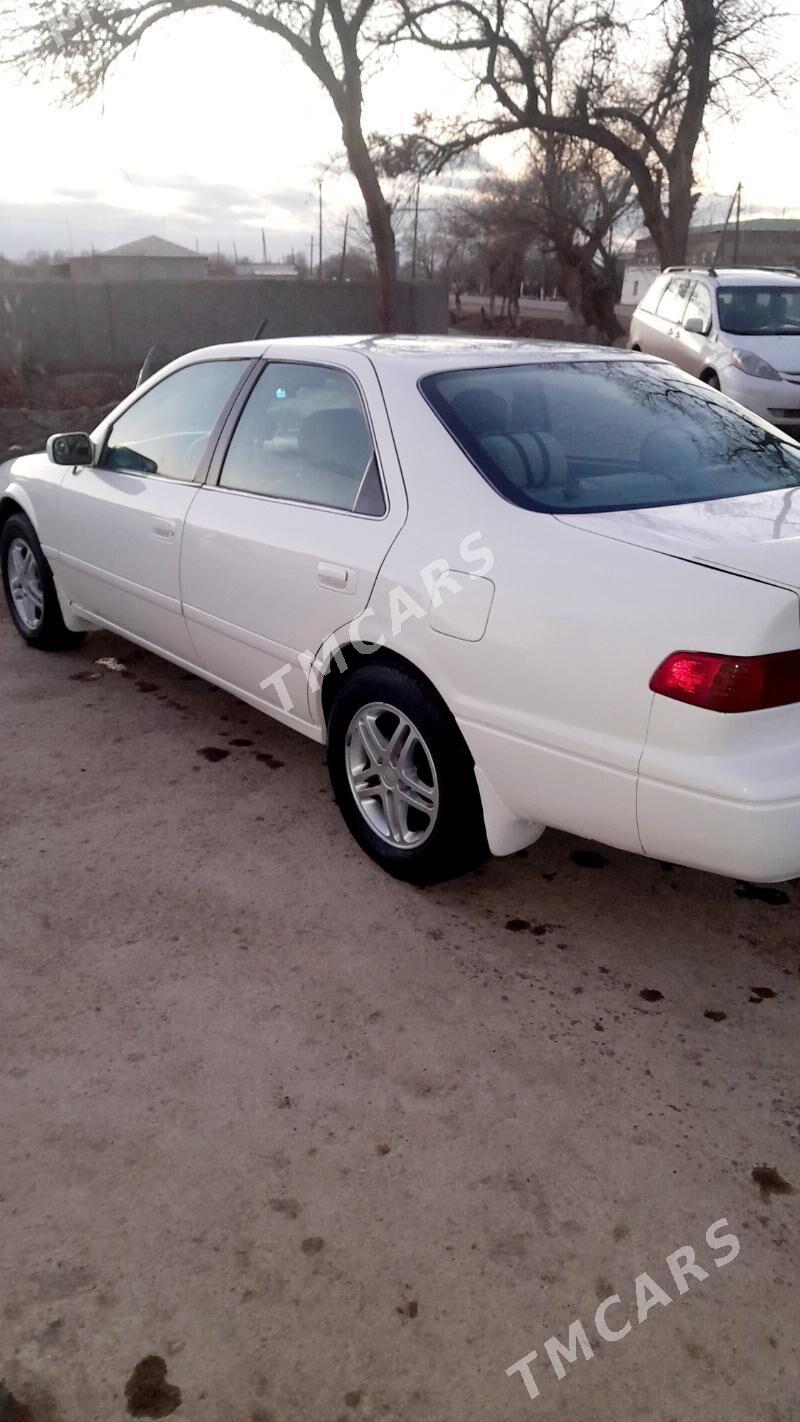 Toyota Camry 2000 - 138 000 TMT - Daşoguz - img 7