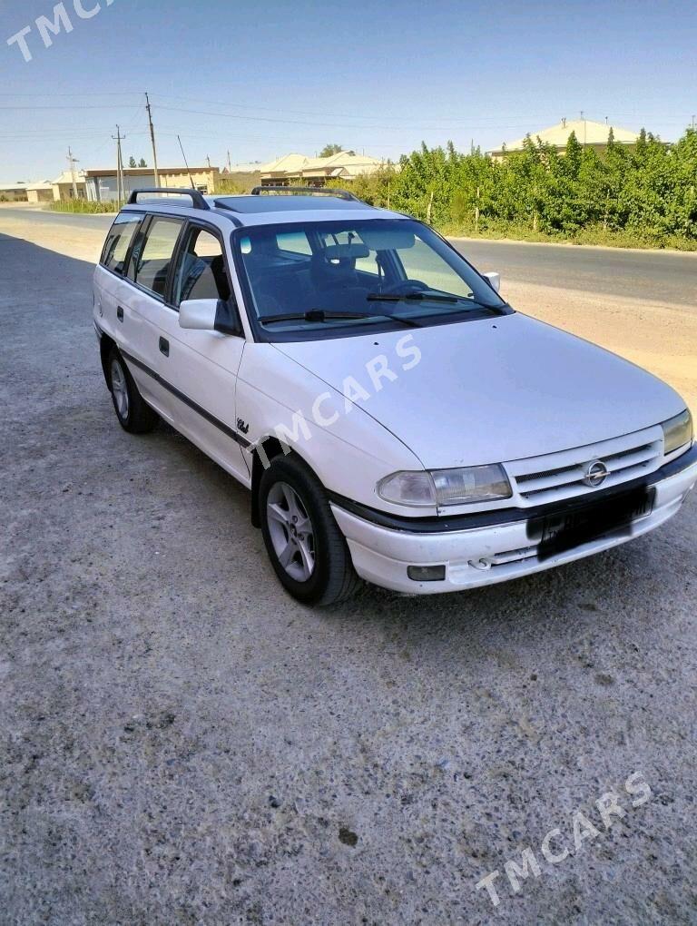 Opel Astra 1993 - 35 000 TMT - Мары - img 5