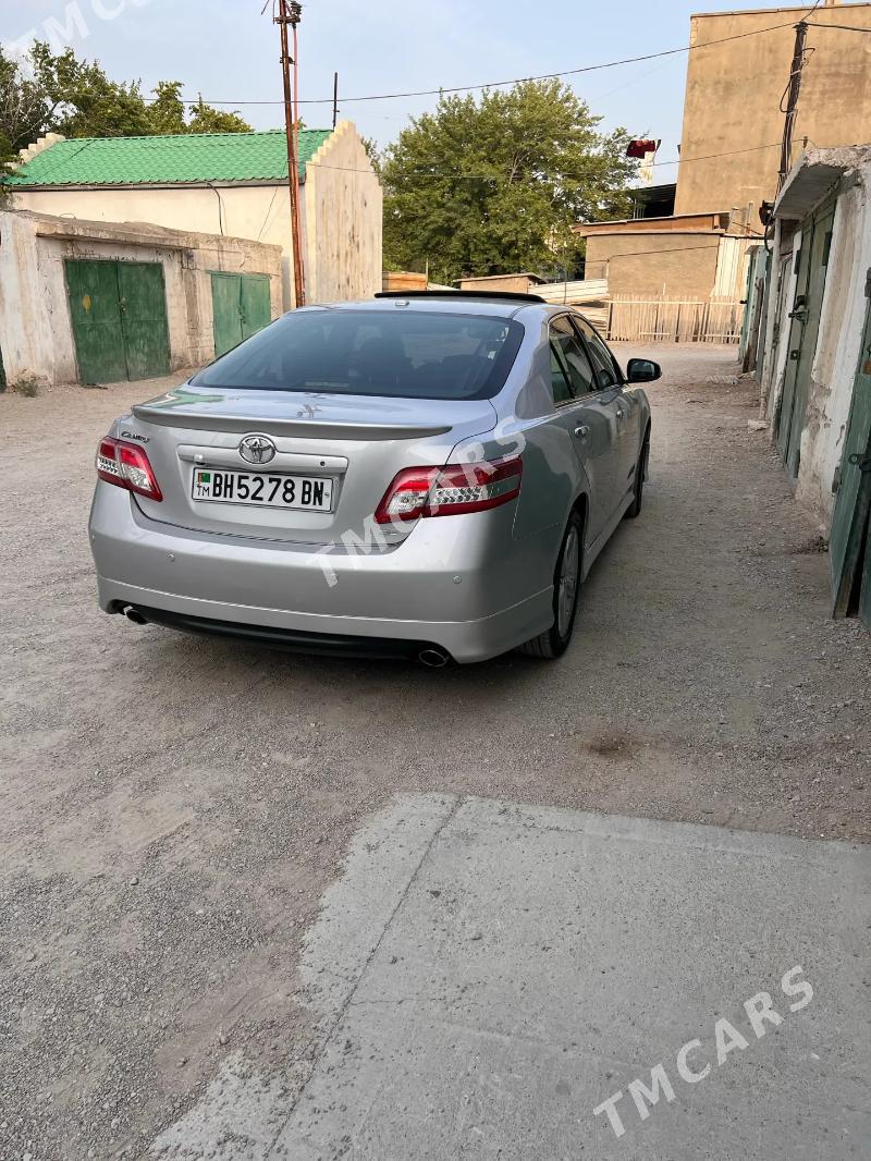 Toyota Camry 2011 - 260 000 TMT - Балканабат - img 3