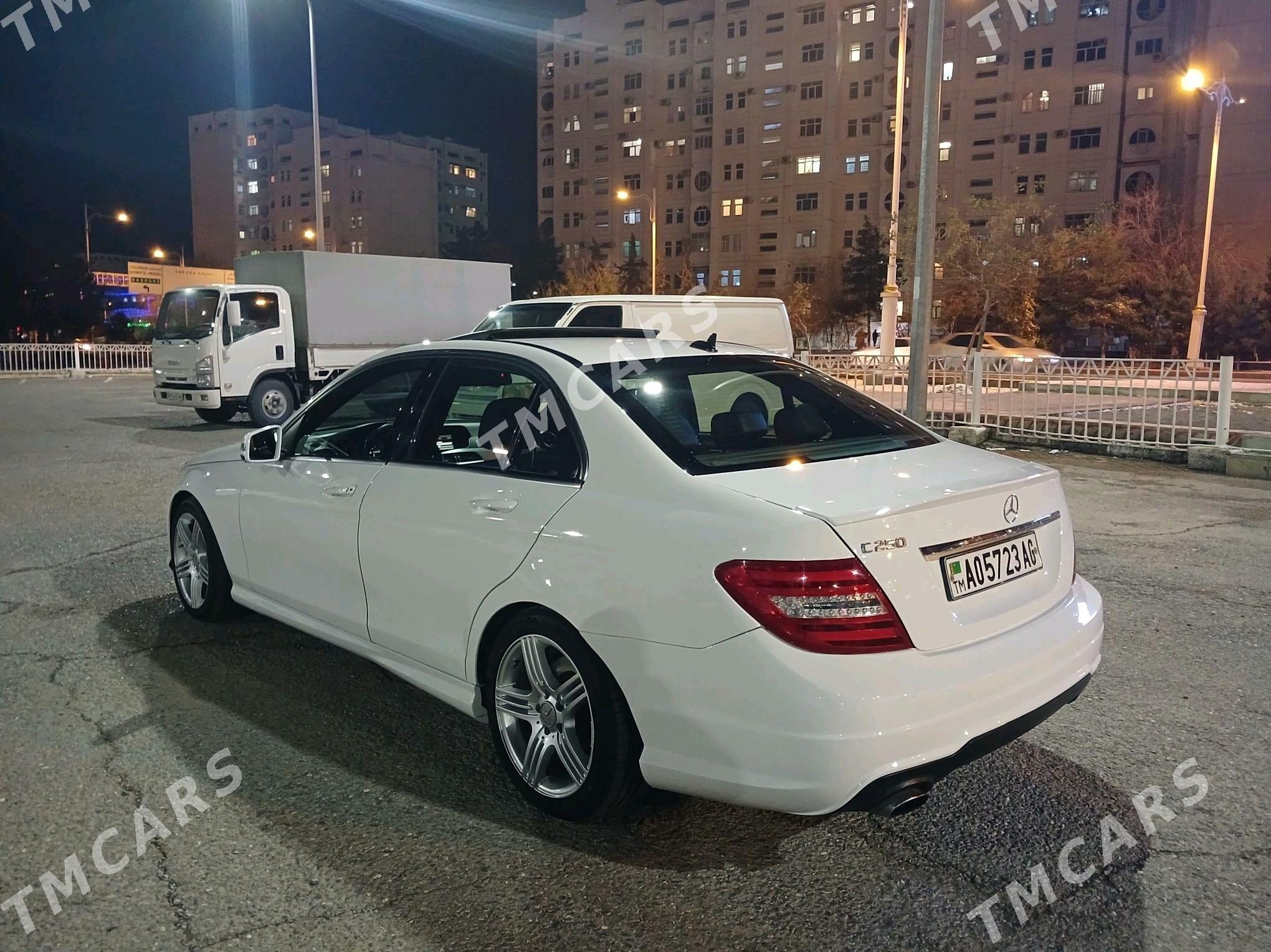 Mercedes-Benz C300 2013 - 270 000 TMT - Мир 7 - img 2