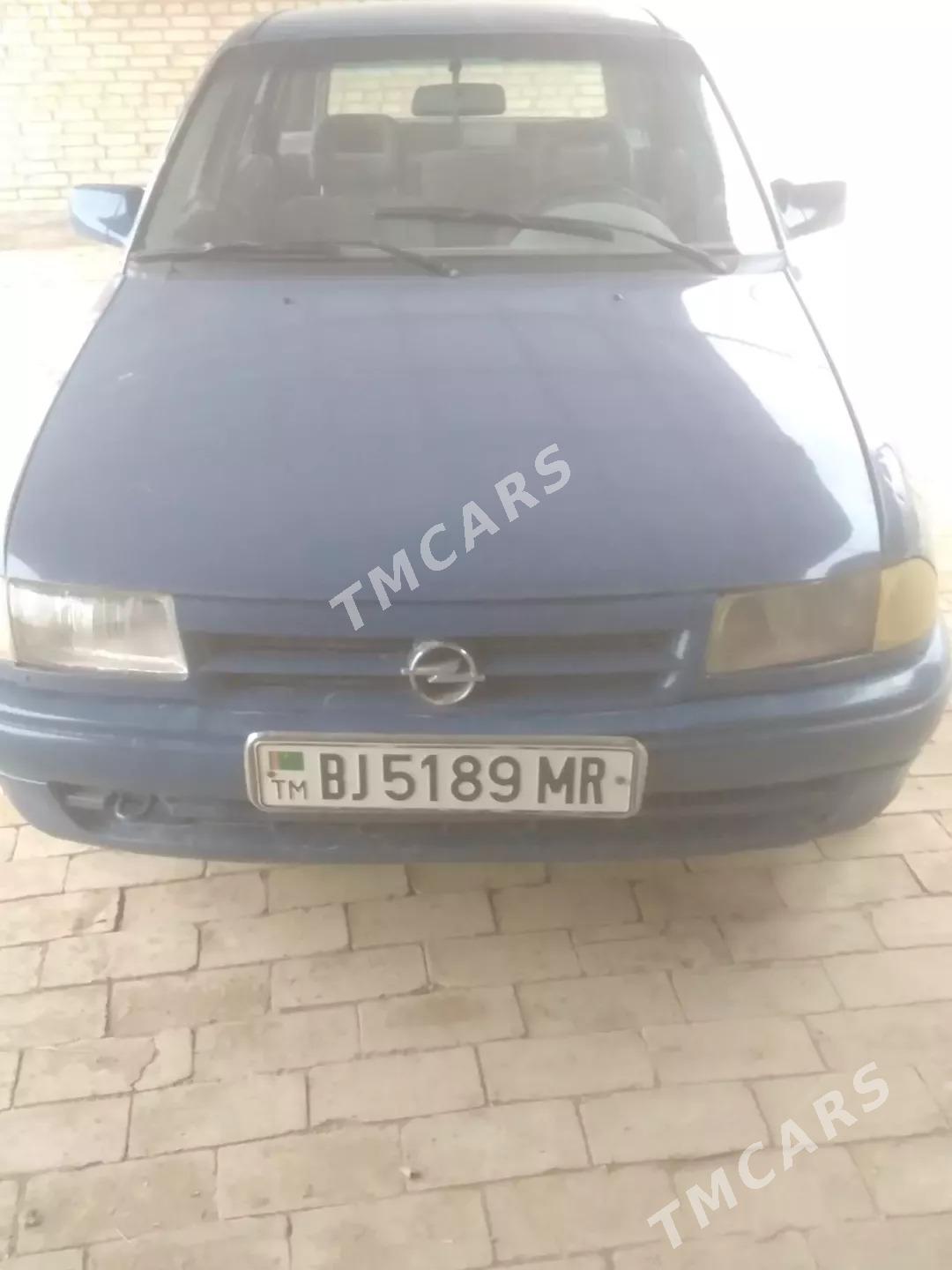 Opel Astra 1993 - 24 000 TMT - Байрамали - img 3