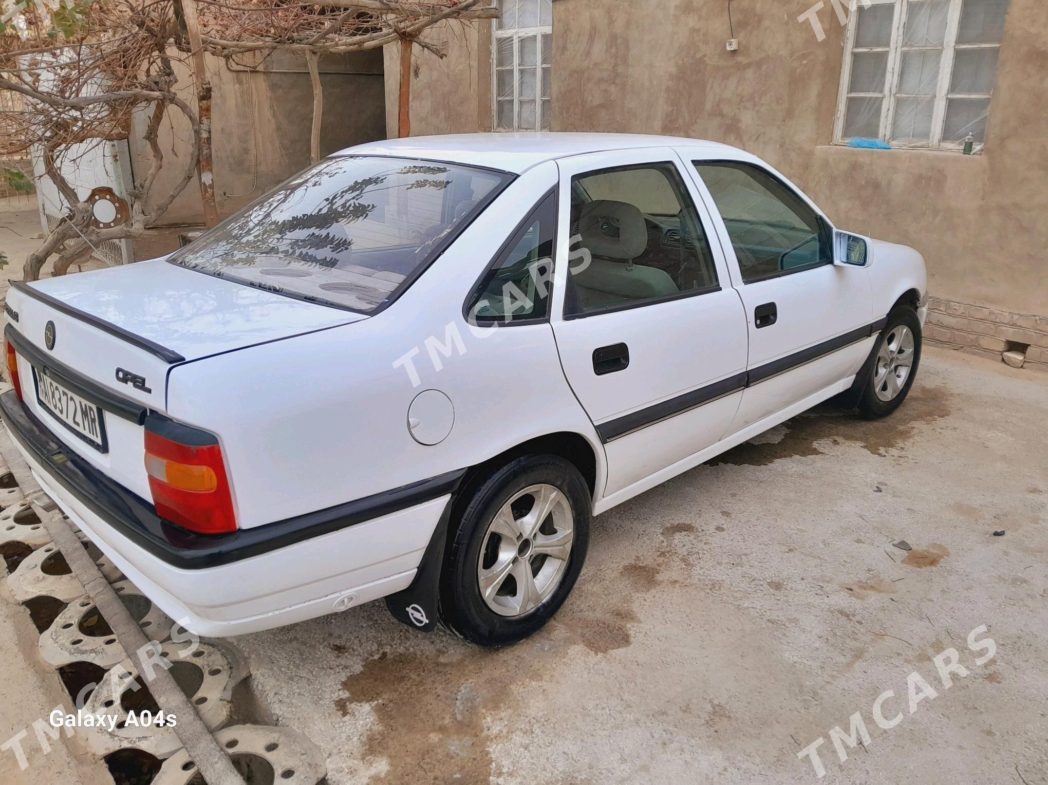 Opel Vectra 1990 - 33 000 TMT - Mary - img 2