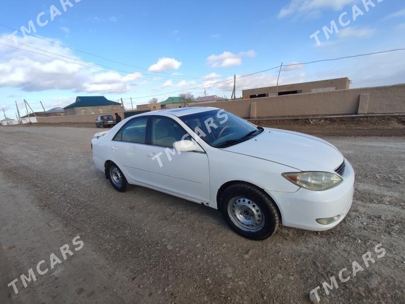 Toyota Camry 2002 - 110 000 TMT - Türkmenbaşy etr. - img 2