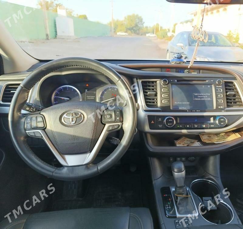 Toyota Highlander 2019 - 430 000 TMT - Türkmenabat - img 2