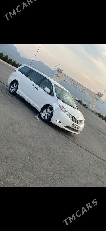 Toyota Sienna 2011 - 285 000 TMT - Ашхабад - img 5