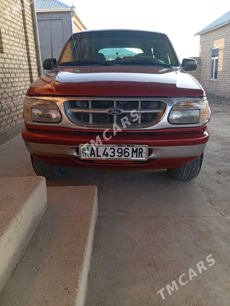 Ford Explorer 1998 - 70 000 TMT - Векильбазар - img 3