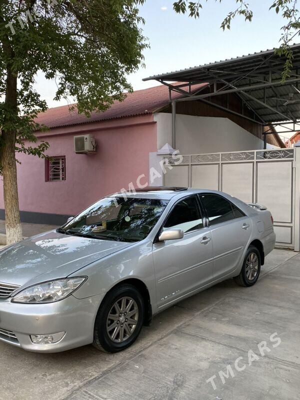 Toyota Camry 2002 - 150 000 TMT - Гумдаг - img 3