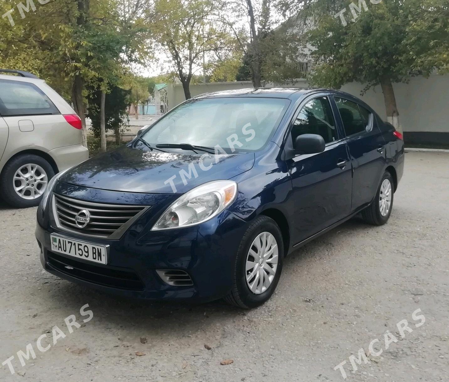 Nissan Versa 2012 - 87 000 TMT - Балканабат - img 2