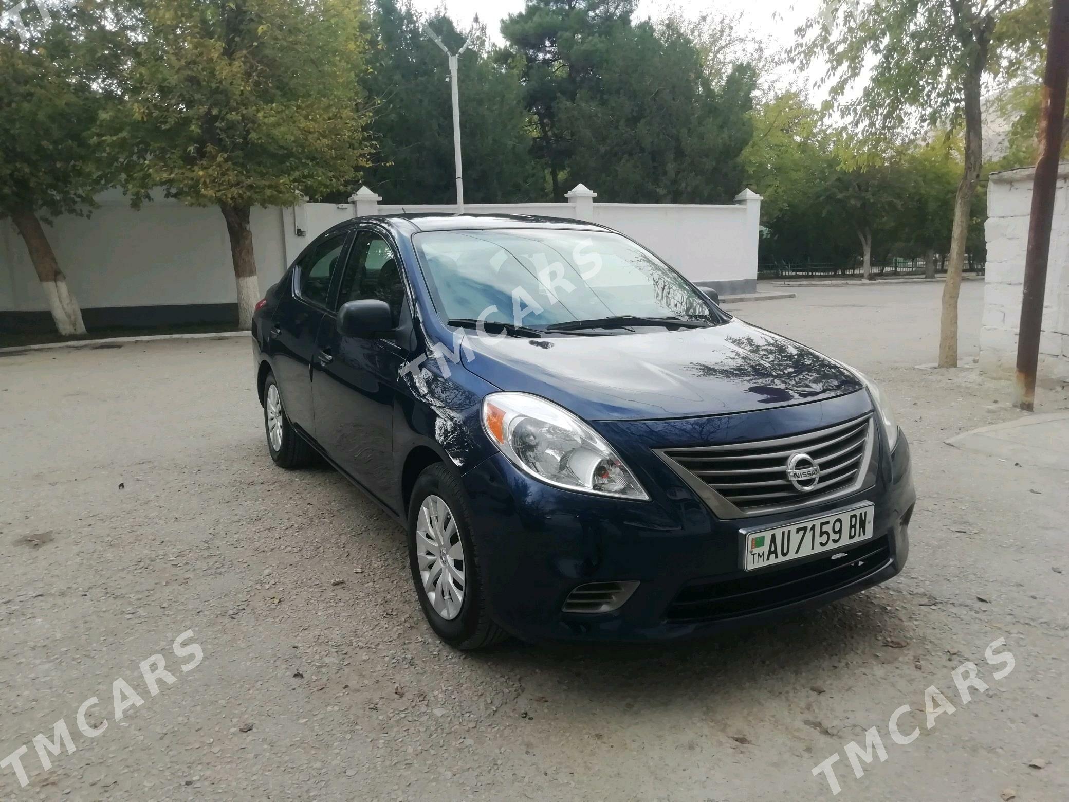 Nissan Versa 2012 - 87 000 TMT - Балканабат - img 5