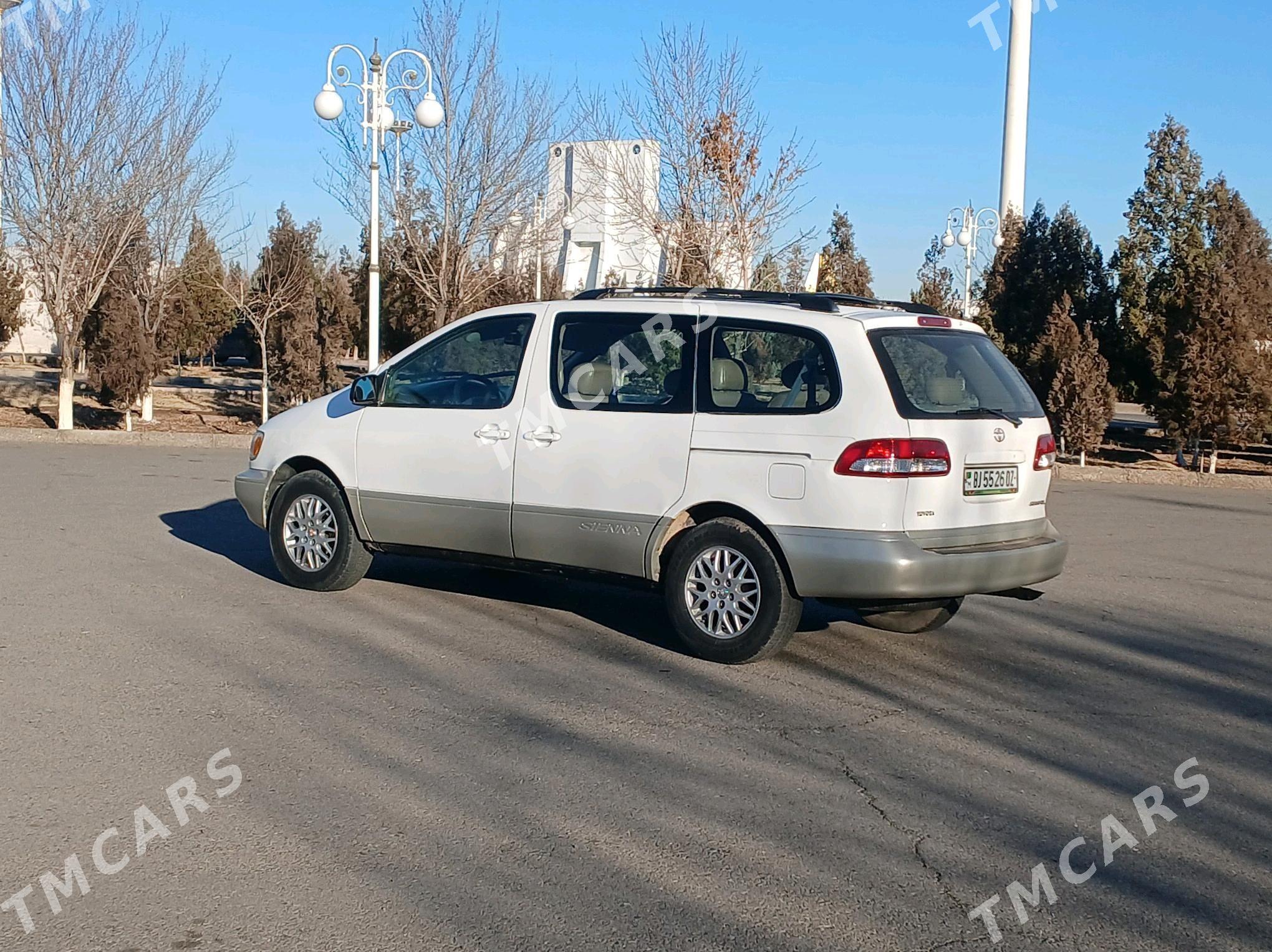 Toyota Sienna 2000 - 135 000 TMT - Губадаг - img 5