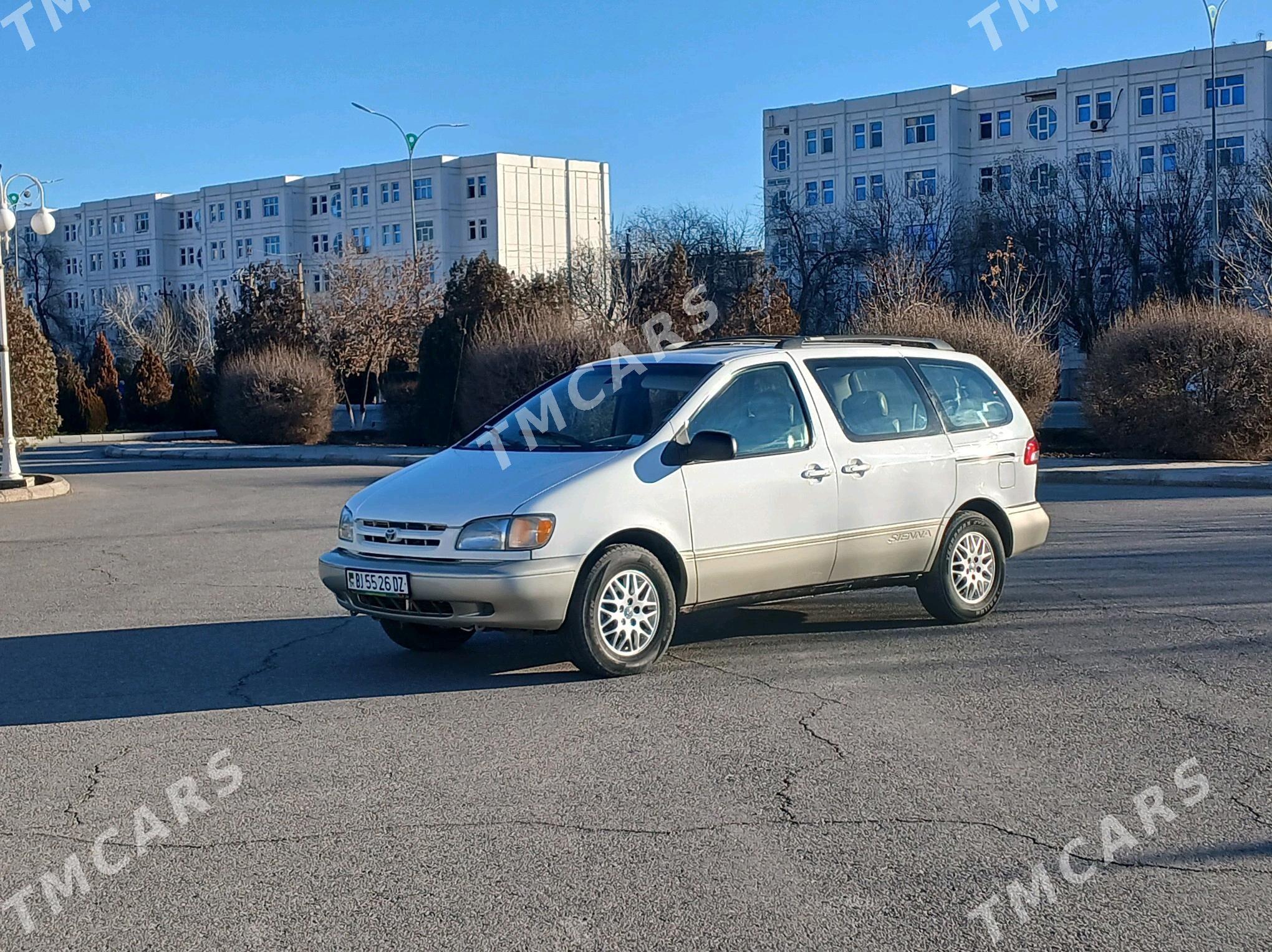 Toyota Sienna 2000 - 135 000 TMT - Губадаг - img 2