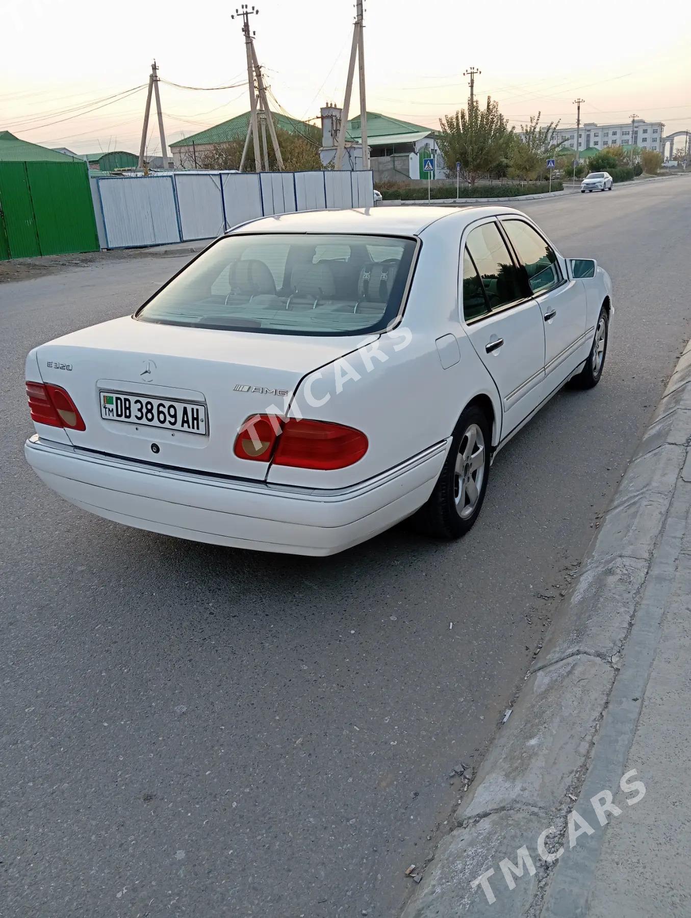 Mercedes-Benz E320 1999 - 28 000 TMT - Анев - img 2