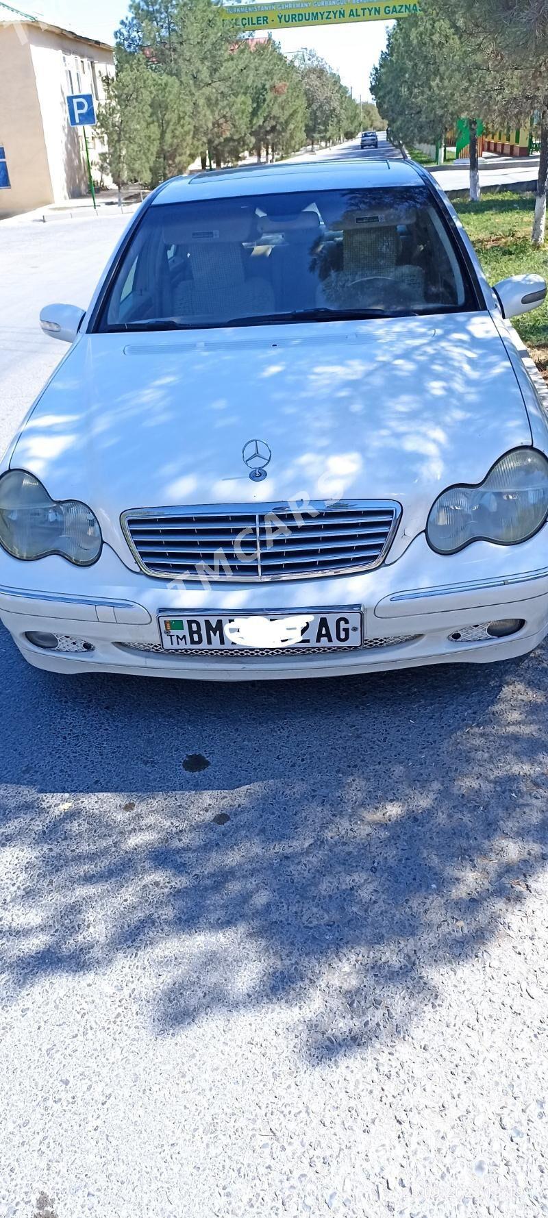 Mercedes-Benz C-Class 2003 - 95 000 TMT - Aşgabat - img 2