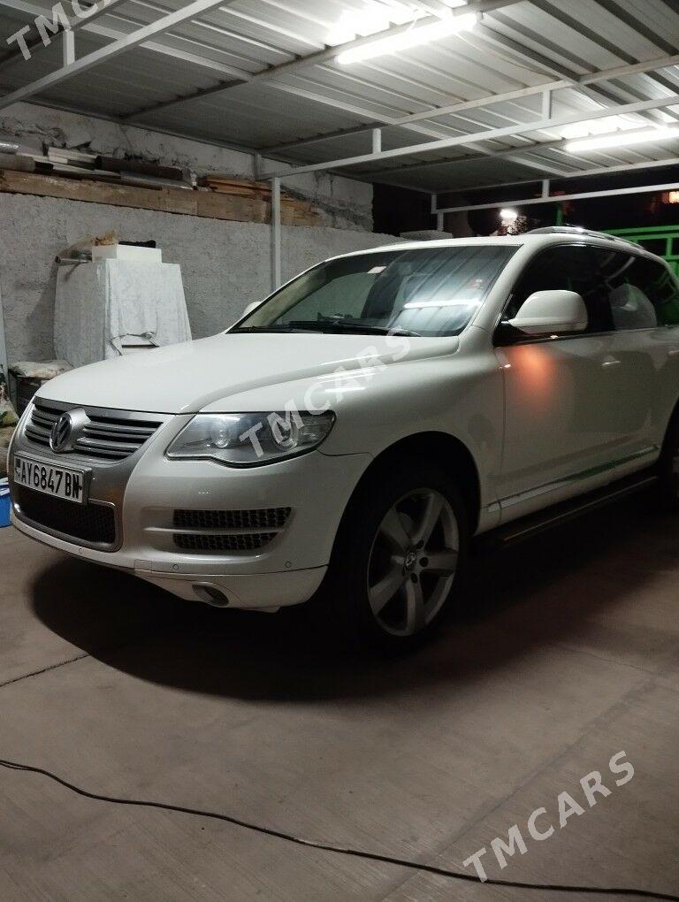 Volkswagen Touareg 2004 - 80 000 TMT - Туркменбаши - img 5