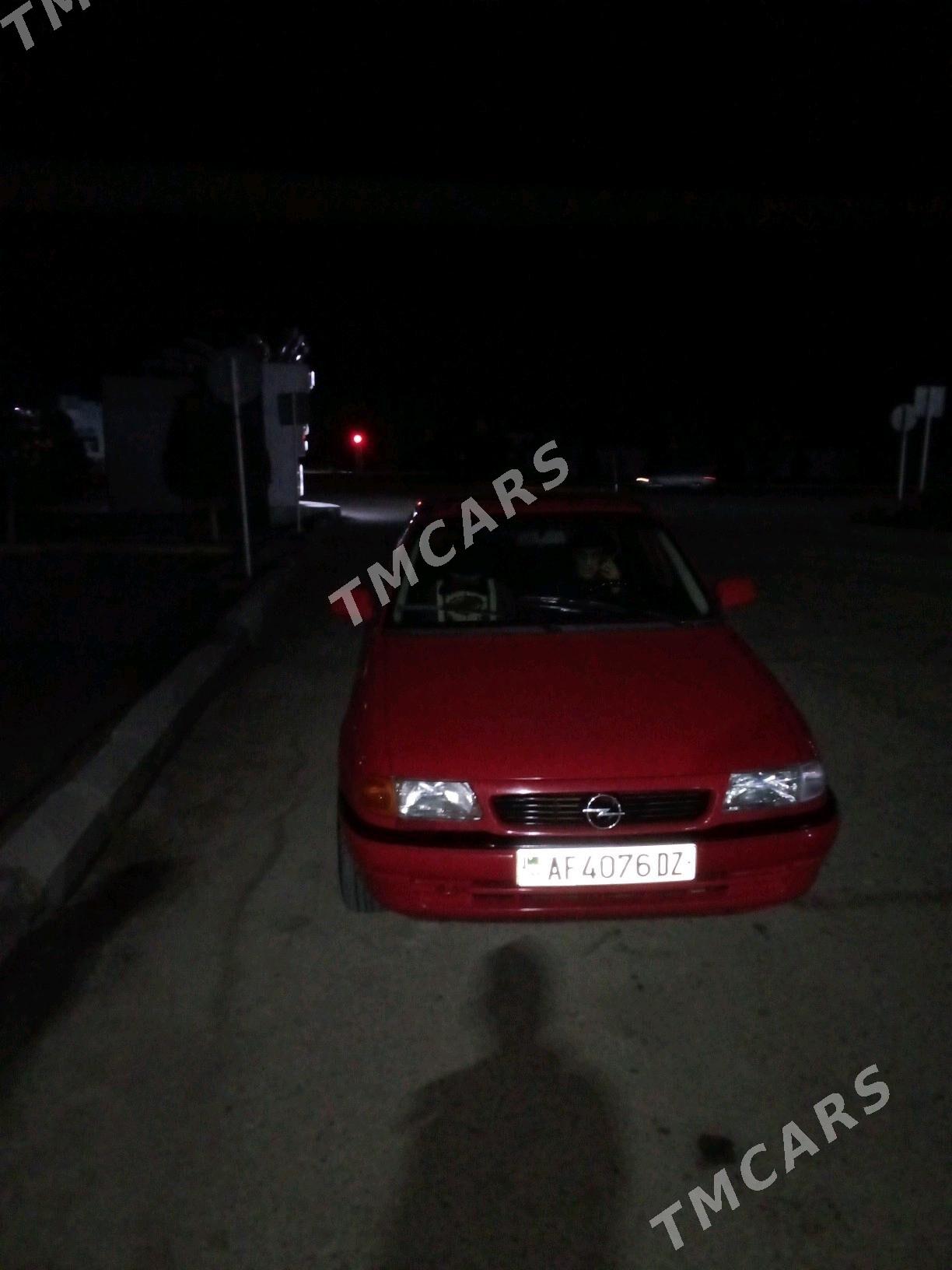 Opel Astra 1995 - 42 000 TMT - Шабатский этрап - img 7