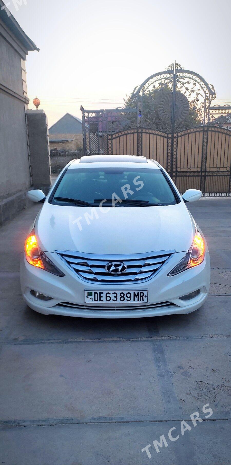 Hyundai Sonata 2011 - 115 000 TMT - Sakarçäge - img 2