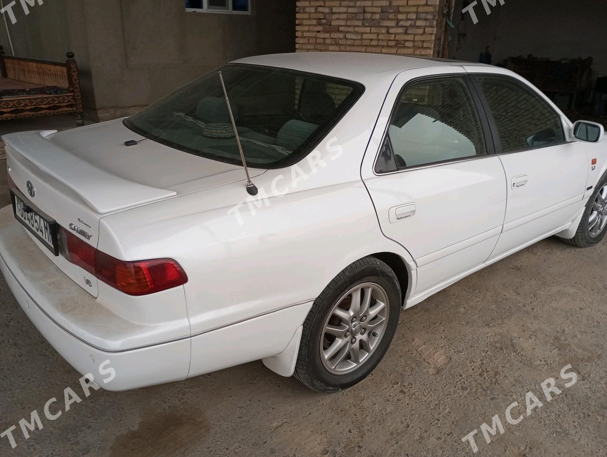 Toyota Camry 2001 - 140 000 TMT - Mary - img 2