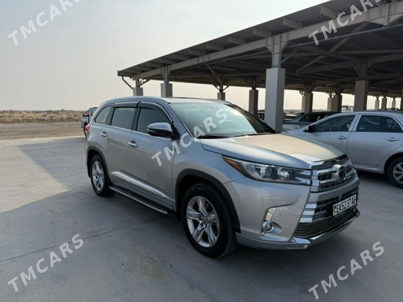 Toyota Highlander 2019 - 499 000 TMT - Ашхабад - img 4