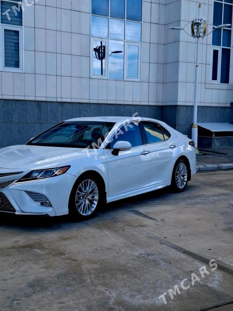 Toyota Camry 2019 - 283 000 TMT - Ашхабад - img 2