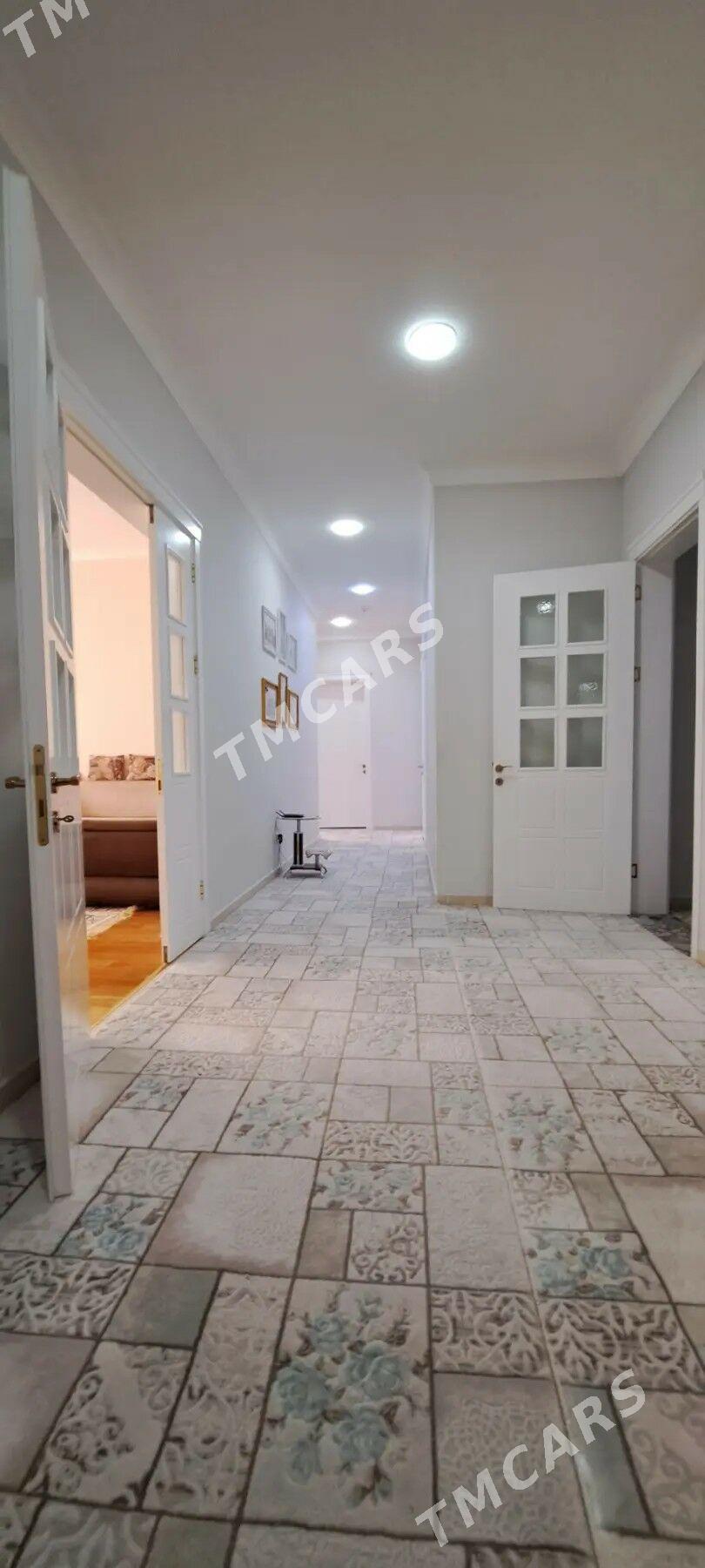  Элитка 14 этап 4ком 215 м² - Ашхабад - img 4