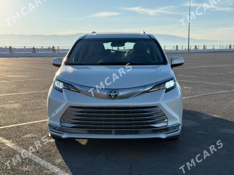 Toyota Sienna 2021 - 605 000 TMT - Ашхабад - img 2