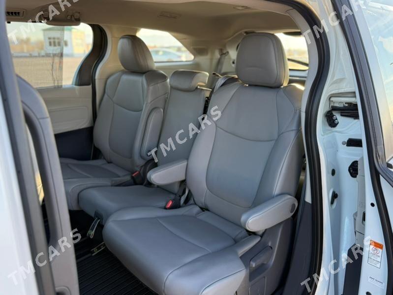 Toyota Sienna 2021 - 605 000 TMT - Ашхабад - img 7