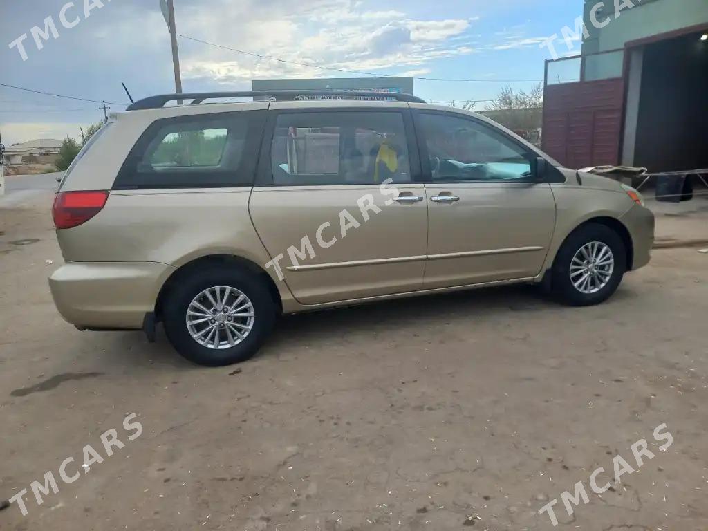 Toyota Sienna 2005 - 195 000 TMT - Şabat etr. - img 2