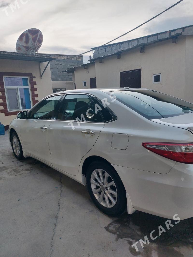 Toyota Camry 2016 - 220 000 TMT - Бузмеин - img 6