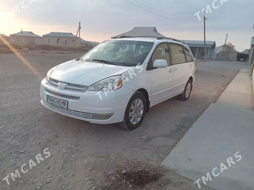 Toyota Sienna 2004 - 195 000 TMT - Байрамали - img 3